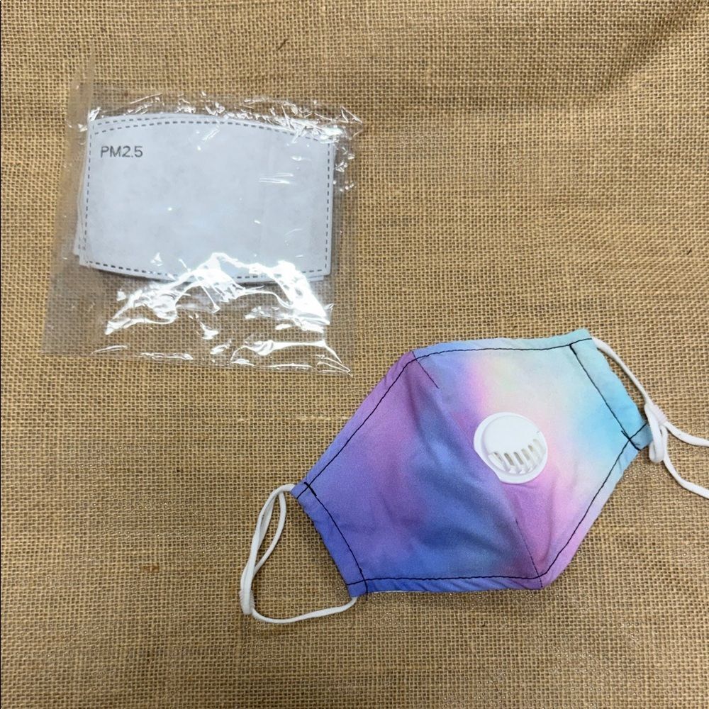 17 Multicolor Face Masks with Filter Face-Masks BRAND NEW  in Packaging